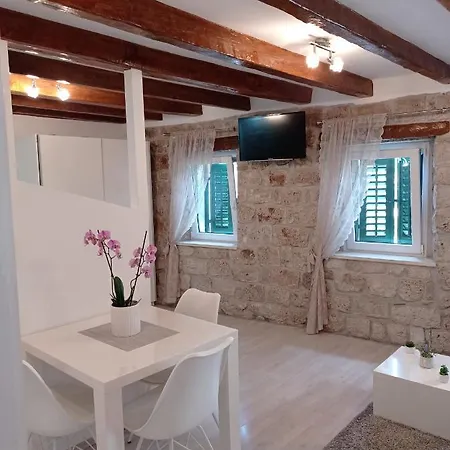 Studio Makala Trogir Exteriör bild