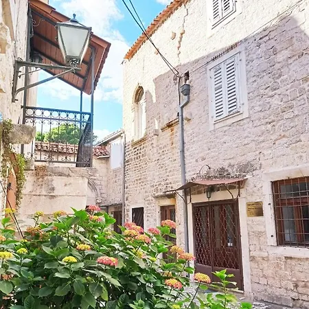 Studio Makala Trogir Exteriör bild